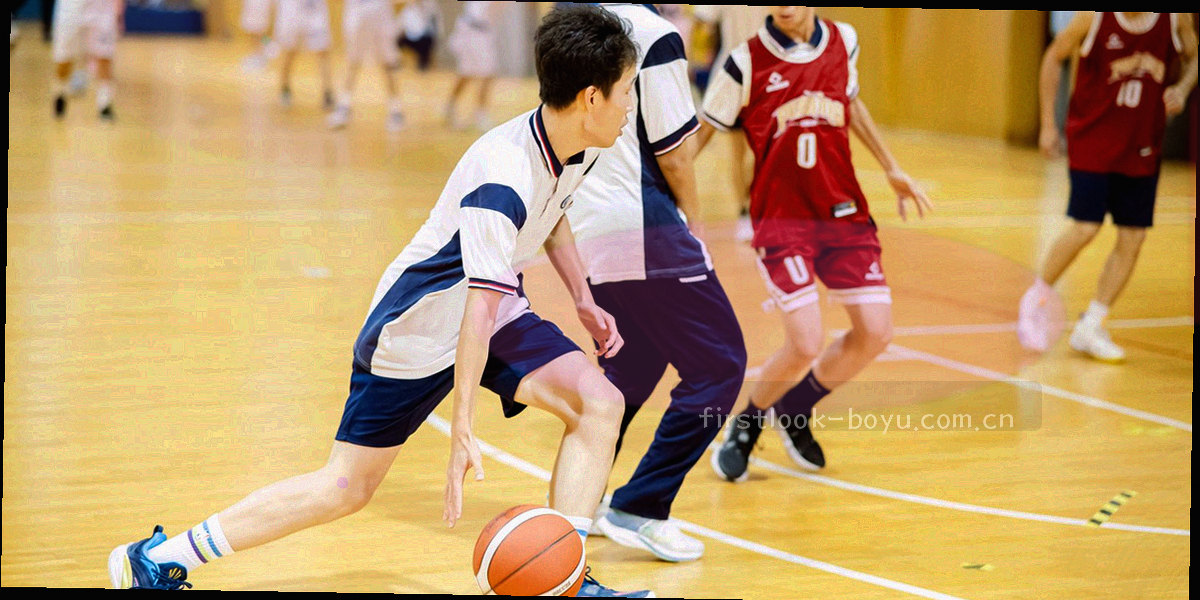 抽象时间轴与数据流横向构图，冷光与暖光交替